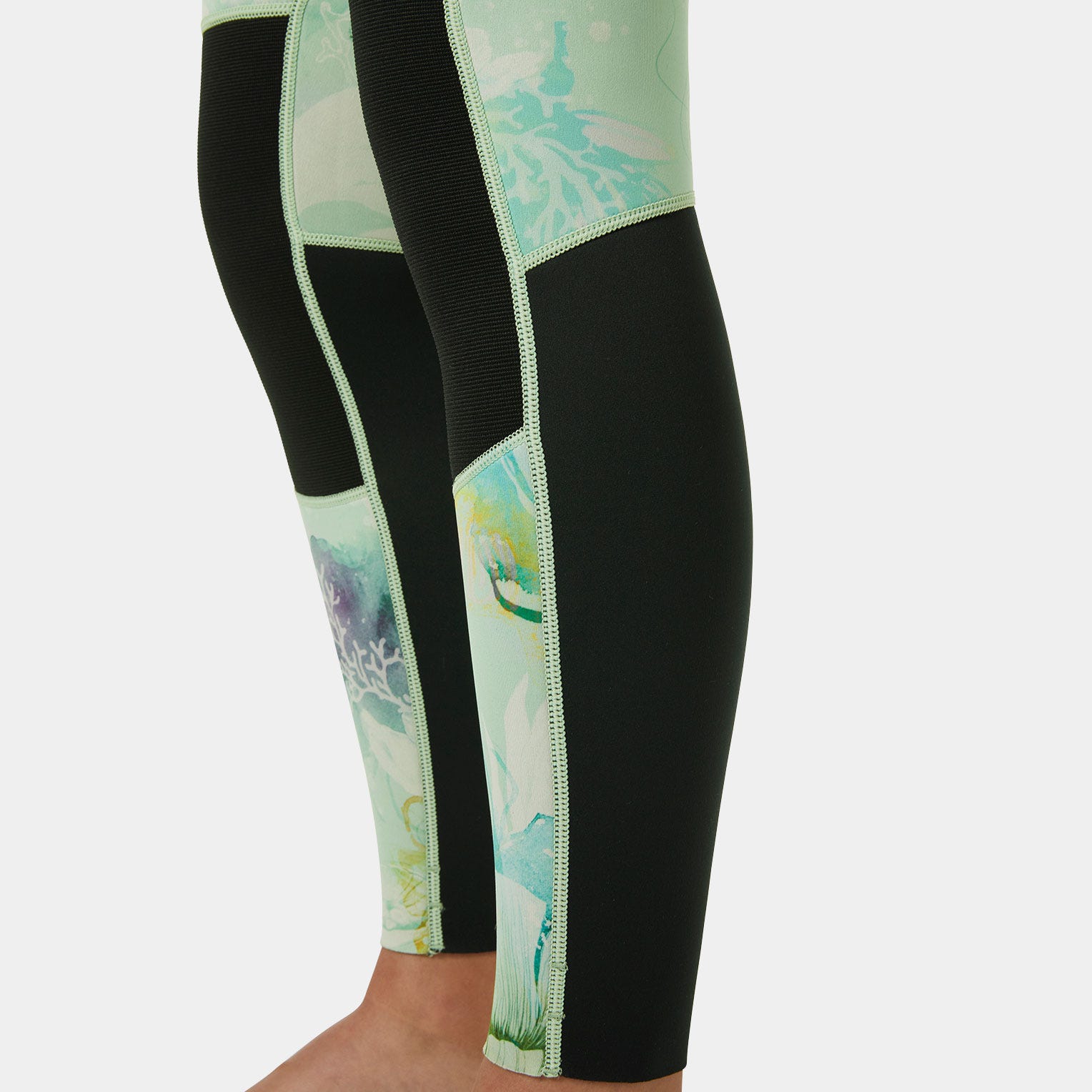 3 image of Women's Waterwear Tights 2.0